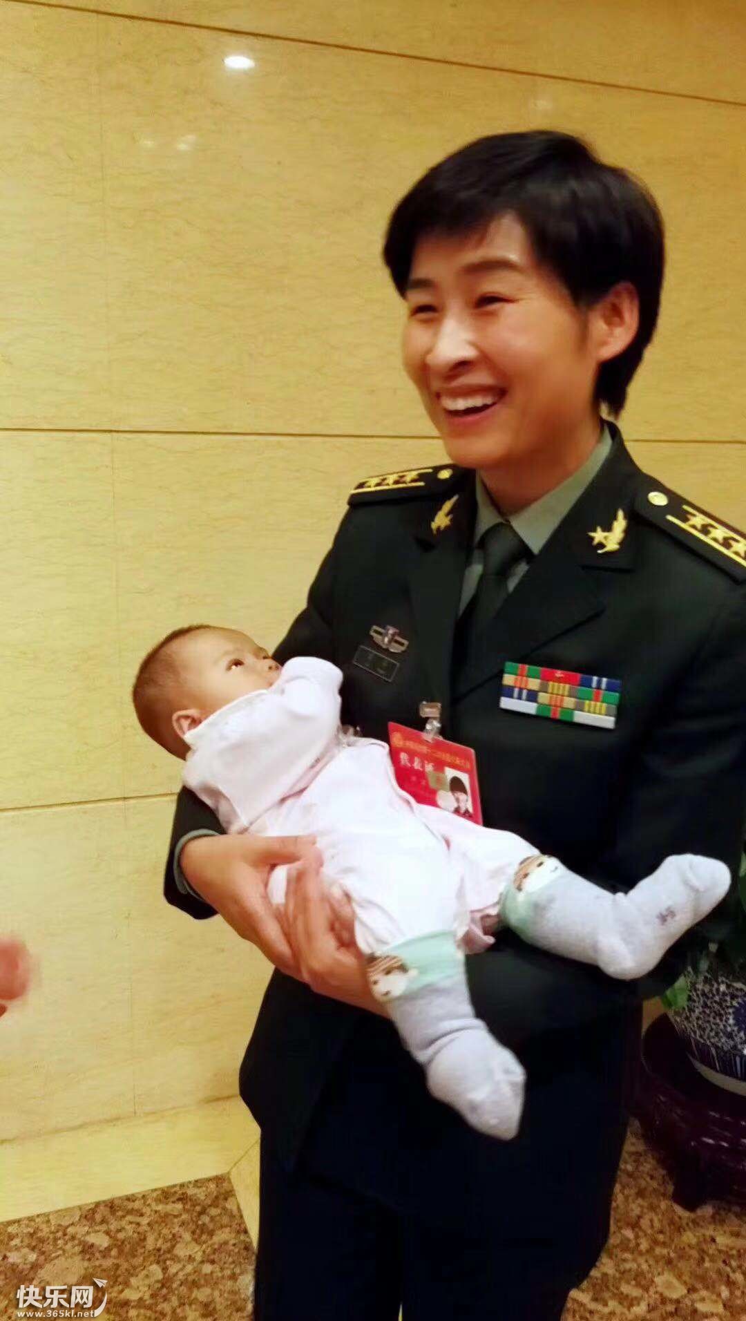 航天员刘洋的宝宝图片